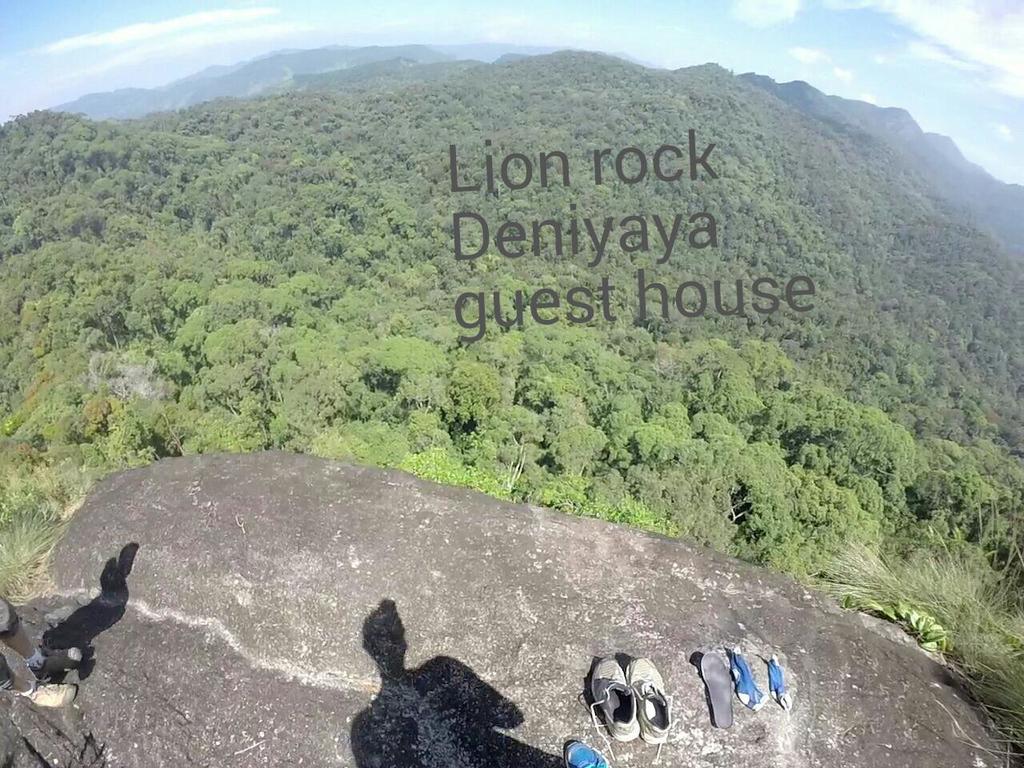 Deniyaya Guest House エクステリア 写真